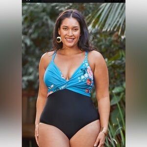 NWT Cupshe Ember Floral Wrap Plus Size One Piece Swimsuit 0X